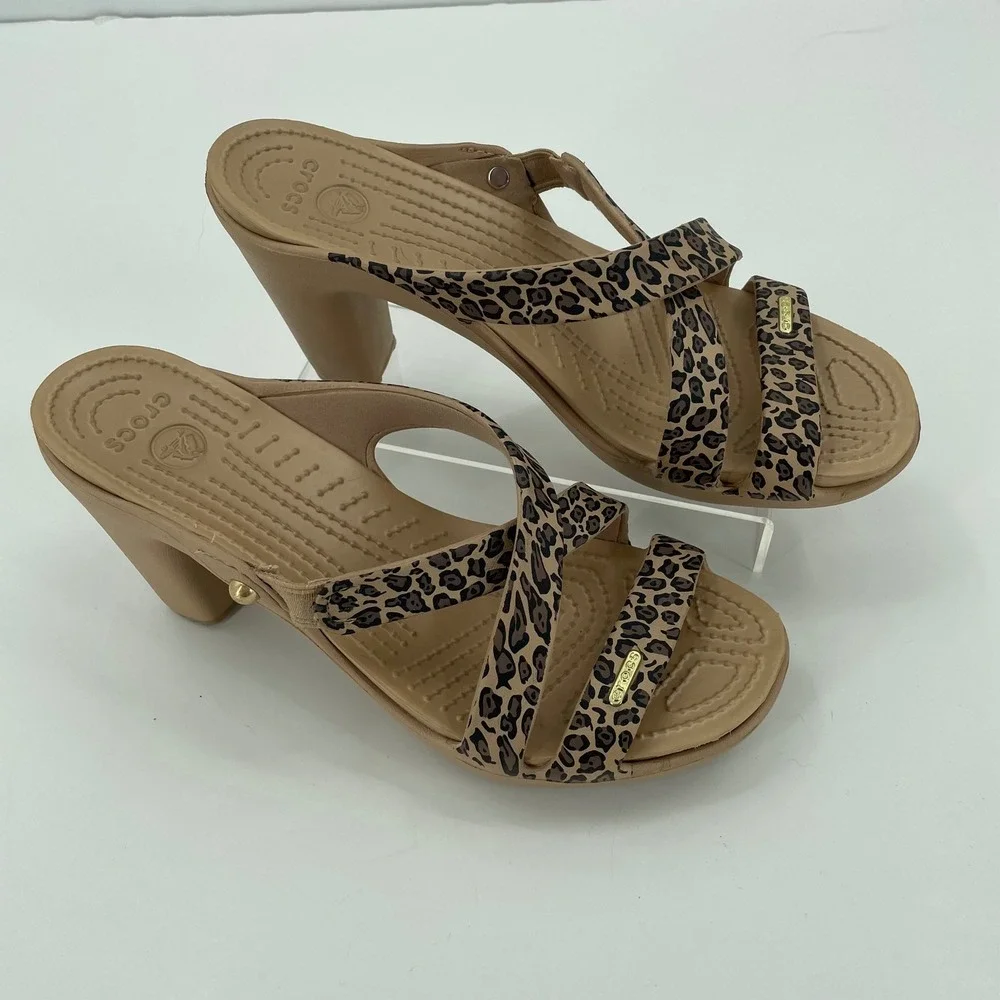 Crocs Womens Cyprus IV Heel Sz. 9 Tan Ltd. Edition EUC Strappy Leopard 16140
